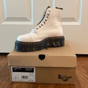 Dr Martens Sinclair boot white